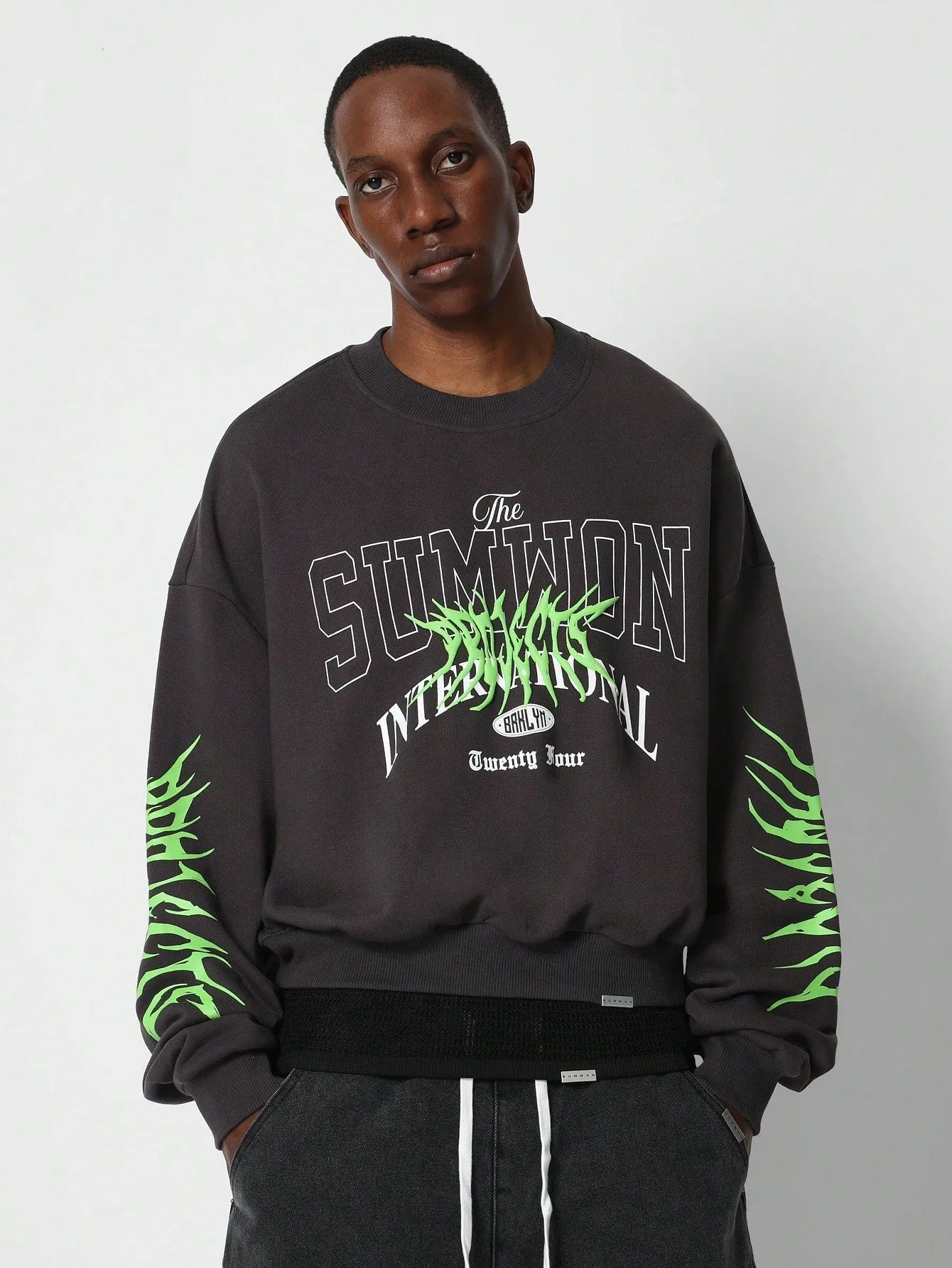 Crop Fit Loop Back Washed Sweatshirt With Sleeve Neon Graphic