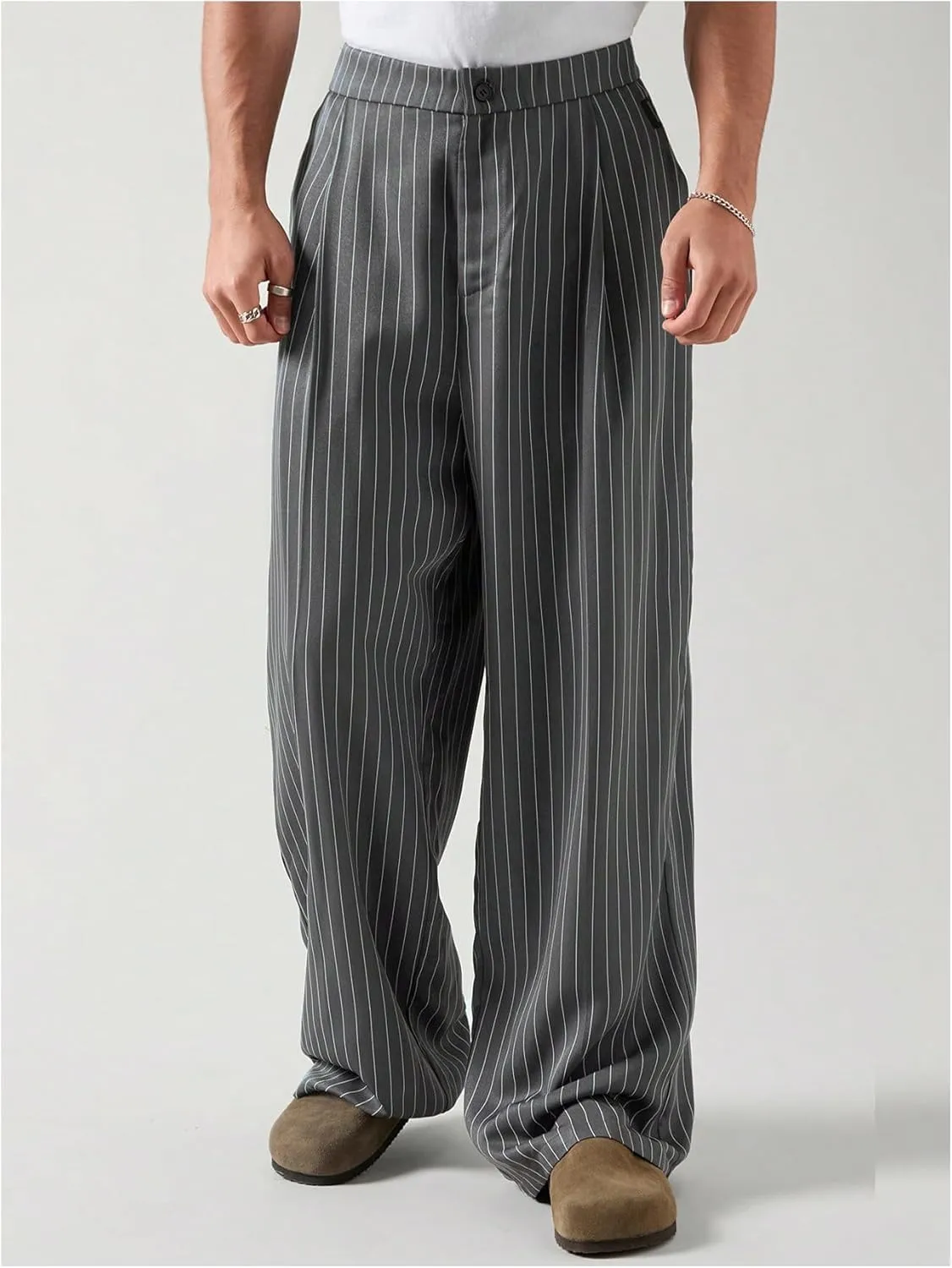 GORGLITTER Men's Baggy Casual Pleated Striped Dress Pants 2025 Wide Leg Trousers with Pockets