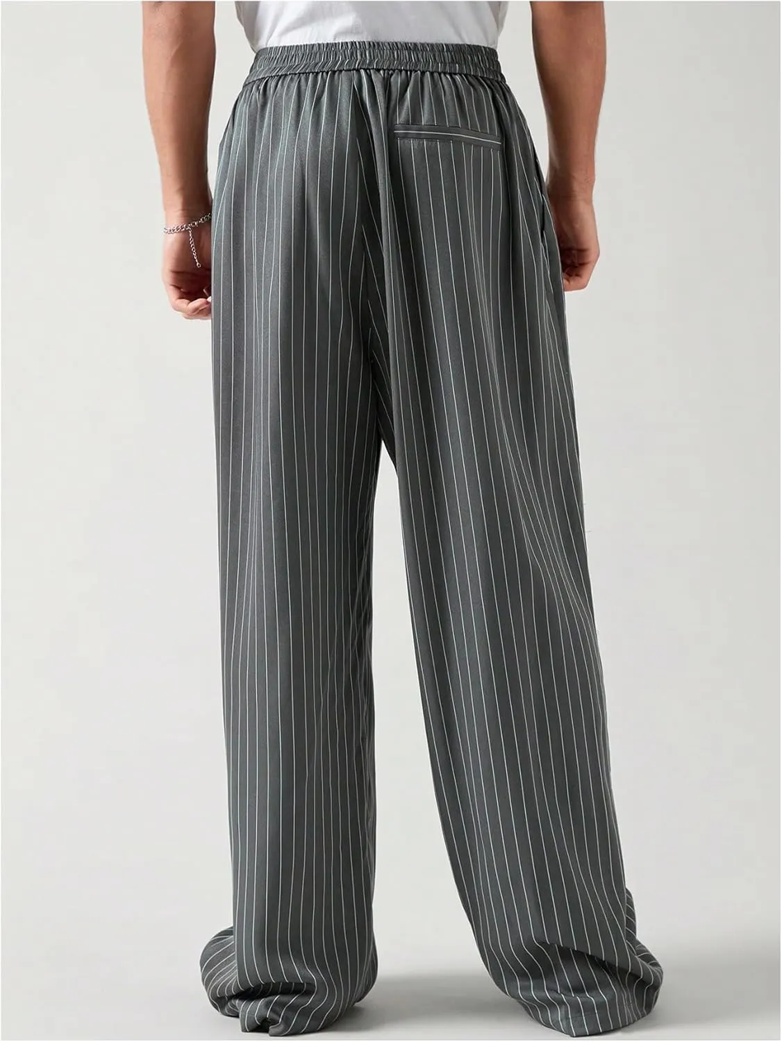 GORGLITTER Men's Baggy Casual Pleated Striped Dress Pants 2025 Wide Leg Trousers with Pockets