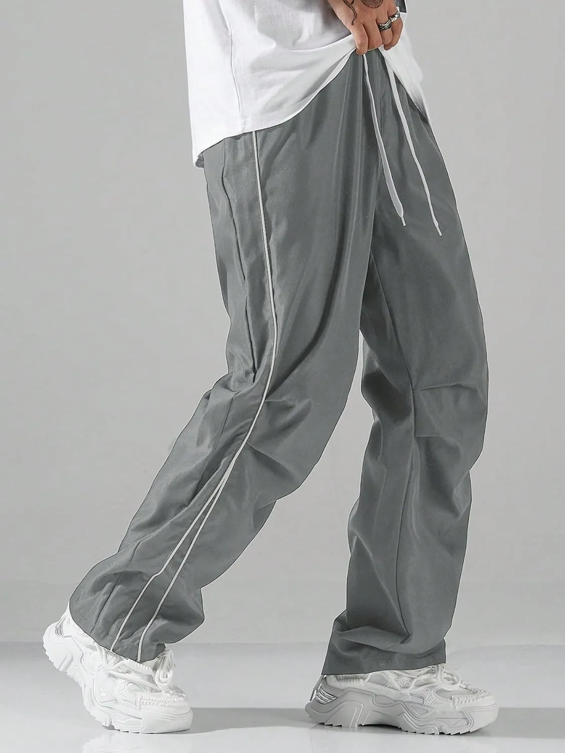 Men's Y2K Baggy Sweatpants Parachute Pants Wide Leg Vintage Track Pants Casual Streetwear