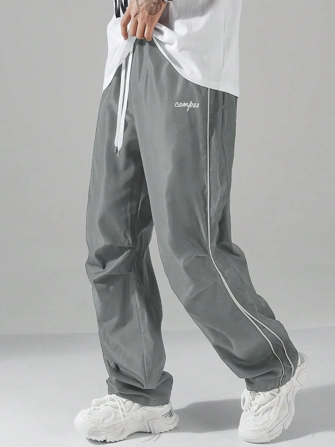 Men's Y2K Baggy Sweatpants Parachute Pants Wide Leg Vintage Track Pants Casual Streetwear