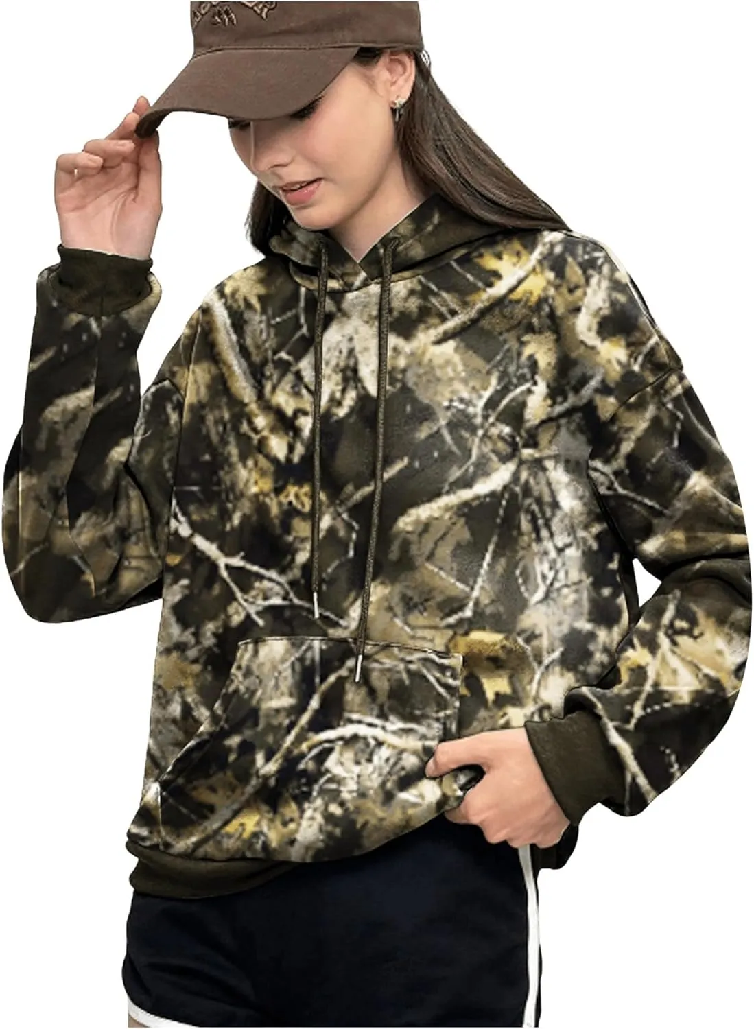 SOLY HUX Women's Plus Size Camo Hoodie Maple Leaf Print Hooded Sweatshirt Drawstring Long Sleeve Fleece Pullover Tops