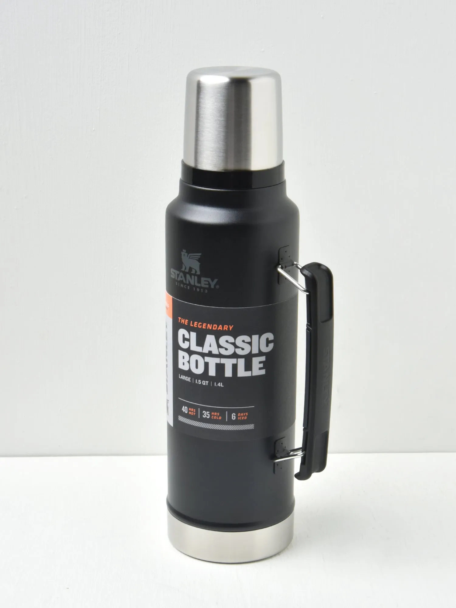 The Legendary Classic Bottle 1.5QT / 1.4L, Matte B