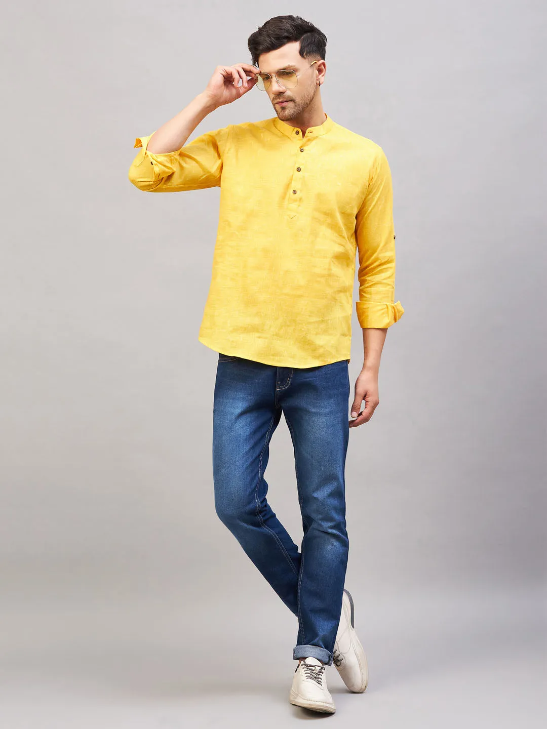 VASTRAMAY Men's Solid Yellow Cotton Kurta