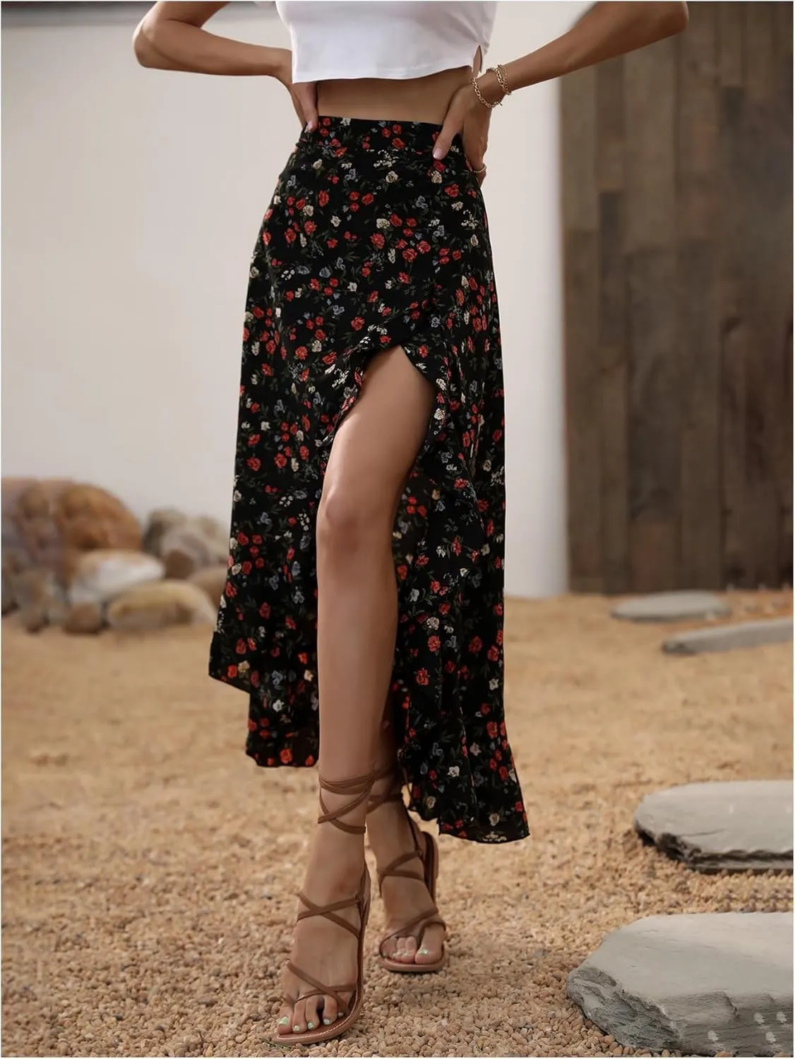 WDIRARA Women's Boho Floral Print Ruffle Maxi Skirt High Waisted Split Long Skirts